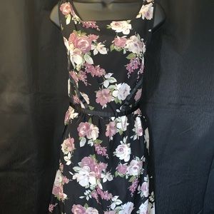 Knee length floral print dress